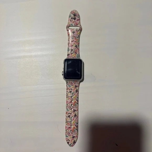 Smart Wearable apple Watch in Silver