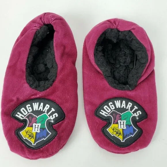 Harry Potter Hogwarts‎ Burgundy Plush Slippers Kids S/M