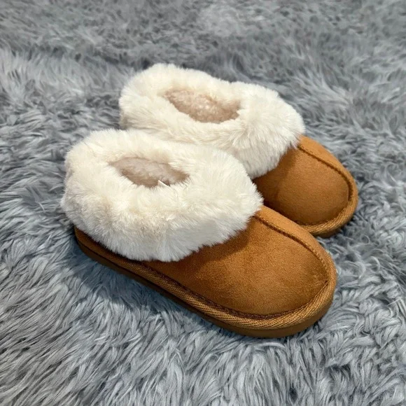 Wonder Nation Toddler Fur Lined Slippers Brown Soft Girls 9-10c NEW