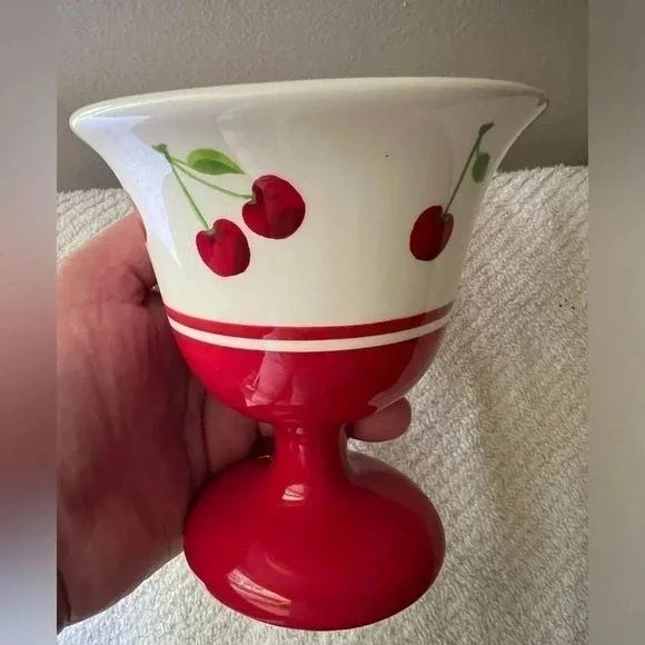 Sonoma Dish Cherries Jubilee Cherry‎ Pattern