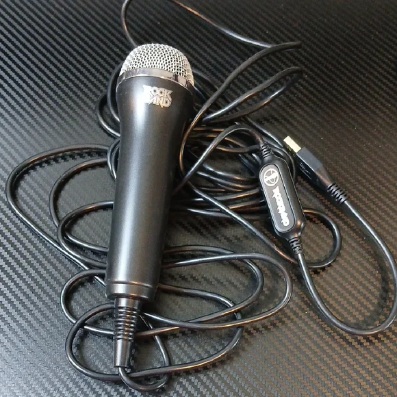 RedOctane Guitar Hero USB Microphone E-UR20 - Xbox 360,‎ PS3, Wii - prev owned