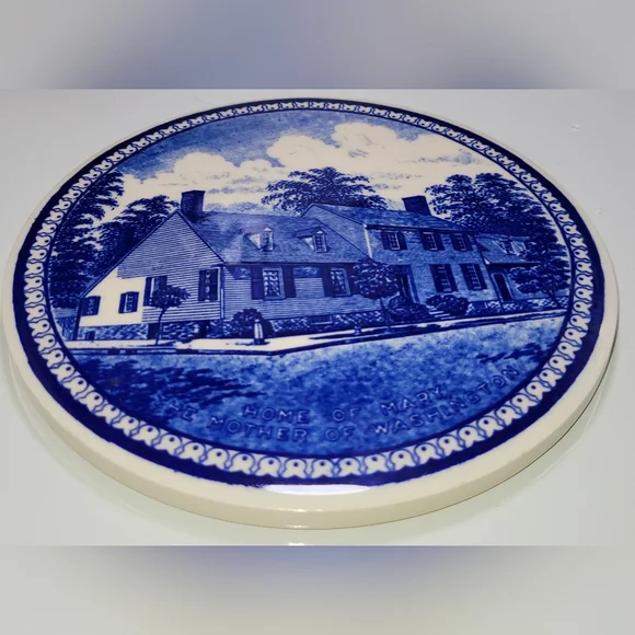 Staffordshire Ware Plate Historic Williamsburg Virginia William & Mary College