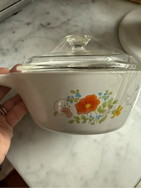 Vintage Corning Ware 1 1/2 pint handle saucepan Pyrex Wildflower floral P-82-B