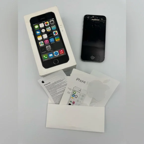 Used Apple iPhone 5s - 16 GB - Silver Box Manual Stickers FOR PARTS‎