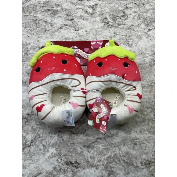Squishmallow Slippers Strawberry Valentine Kids Size 11/12 NWT