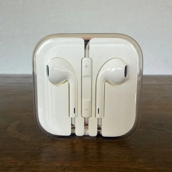 Genuine Apple Earpods Wired Earbuds 3.5mm Jack For iPhone / iPod