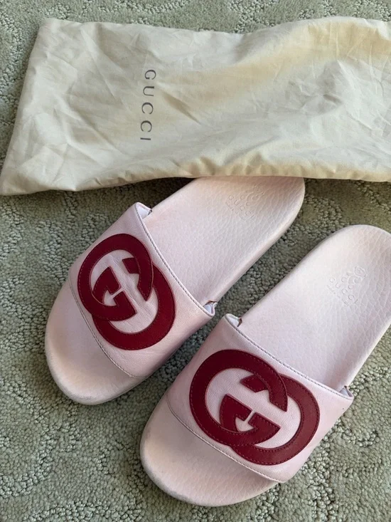 Gucci Light Pink Slides with Red Logo Emblem