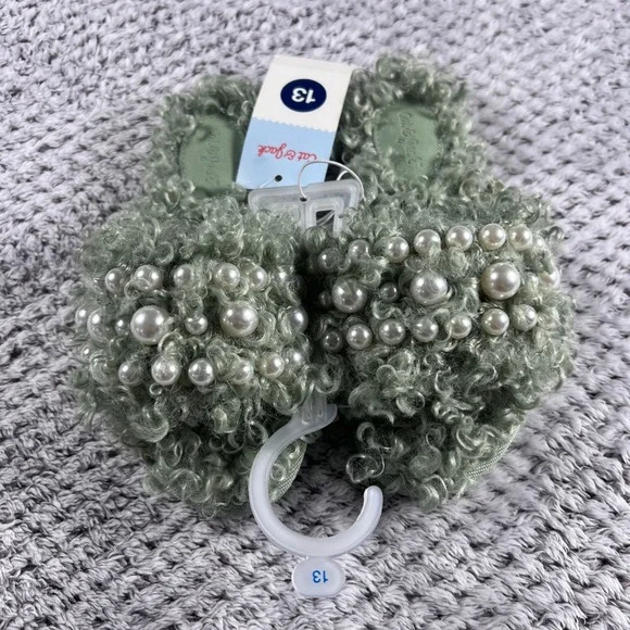Cat Jack Toddler Girls Slippers Size 13 Faux Fur Pearl‎ Embellished Green NWT