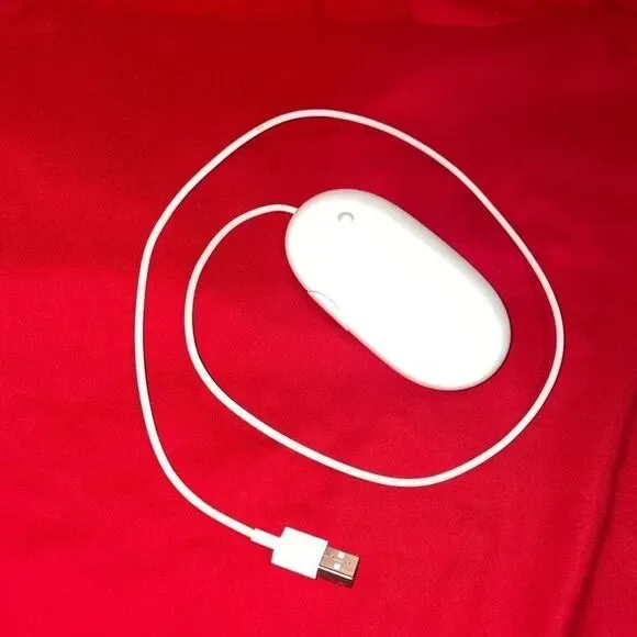 Apple Sleek White USB Mouse