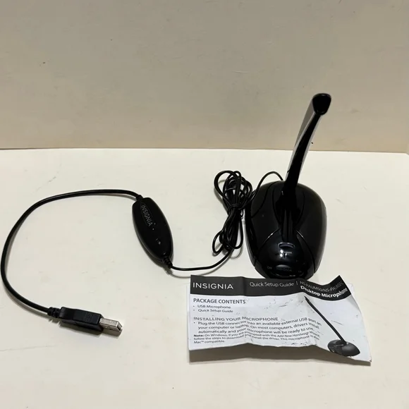 Insignia NS-PAUM50 USB Wired Microphone for Computer Video Calls, Black 