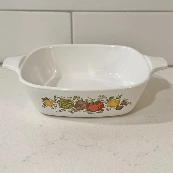 Corning Ware Spice O Life P-41-B 1.75 Cup Petite Casserole Dish Vintage White