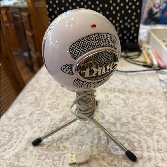 Snowball USB Microphone - White