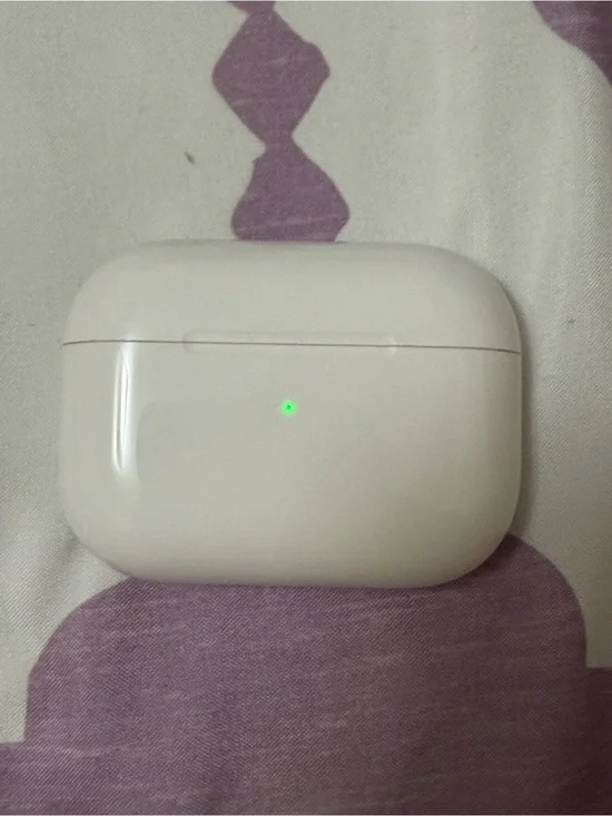 Apple AirPods Pro 1st Generation