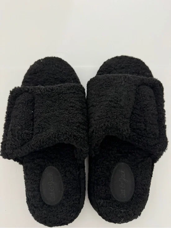 NWOT Cat & Jack Black Fuzzy Slide Slippers