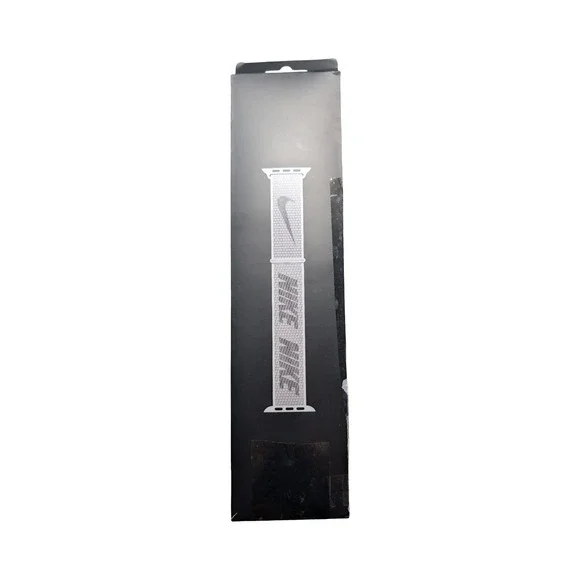 22-S Apple Watch 45mm Summit White Nike Sport Loop HKK1515N25 ⬇️