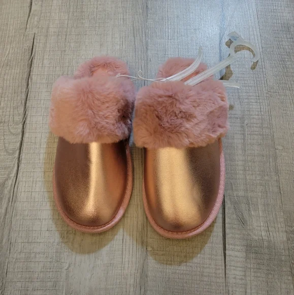 Cat & Jack Pink Faux Fur Slippers