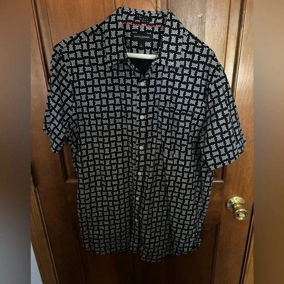 Banana Republic Navy and White Turtle Print Shirt