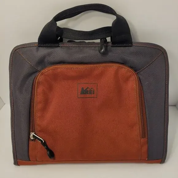Rei Brand Nylon Tablet iPad Reader Bag Pre-Owned 2 Tone Color 12x9