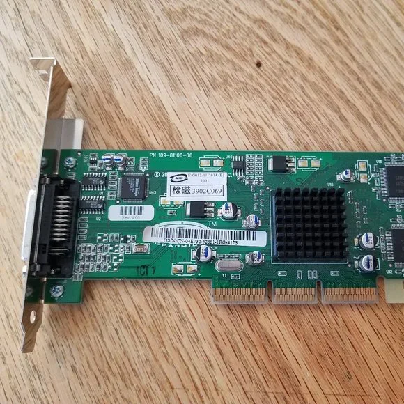 Dell ATI Radeon 06T097 109-81100-01 Low Profile SFF 32MB AGP Video Card