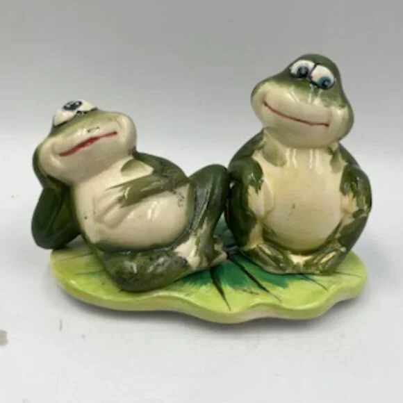 Vintage Frog Salt and Pepper Shaker set‎ Ceramic handpainted NIB