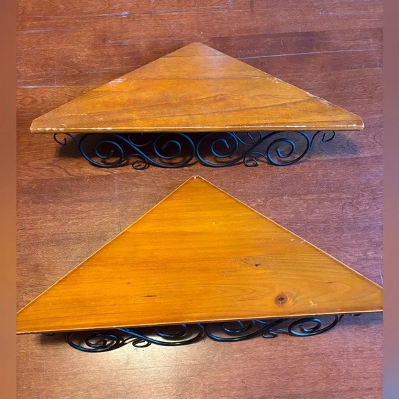 Wood Corner Shelves w Wire Scrolling set of 2