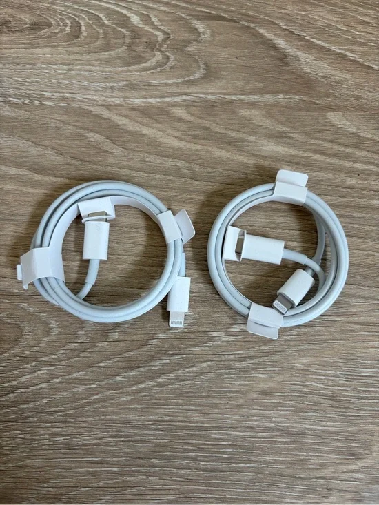 Apple USB-C to Lightning Charging Cable OEM Unused Fast Charging 1m/3.3ft Lot 2