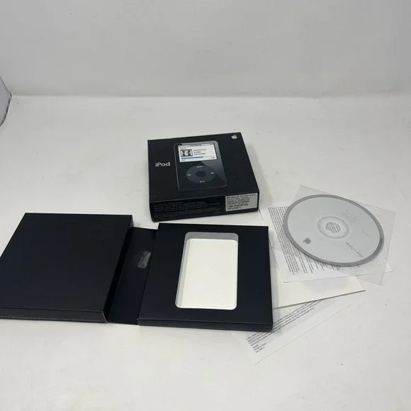 Apple A1136 30GB iPod Video 5th Generation - Black (MA146LL/A)- BOX ONLY