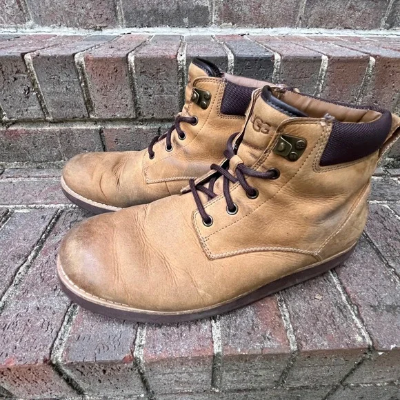 UGG Waterproof Leather Boots – Brown – Men's Size 11‎