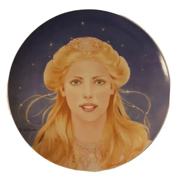 HUTSCHENREUTHER #255 Wall Plate W/BOX Princess STARBRIGHT Dolores Valenza