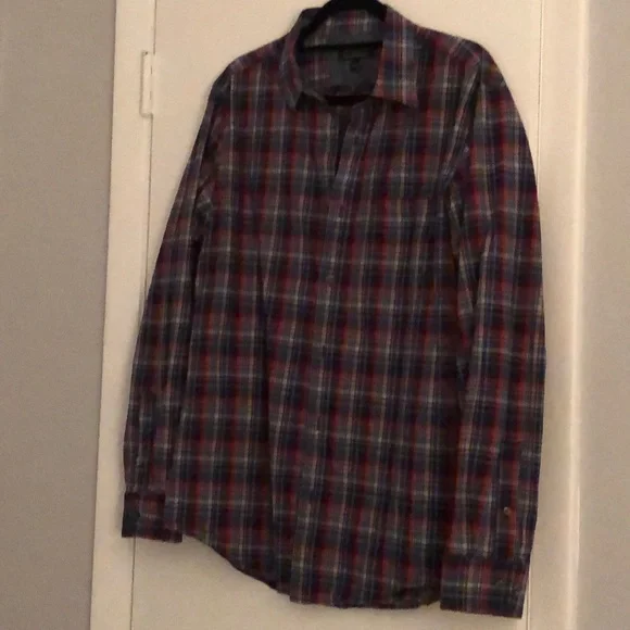 Banana Republic Men’s Plaid Button Up
