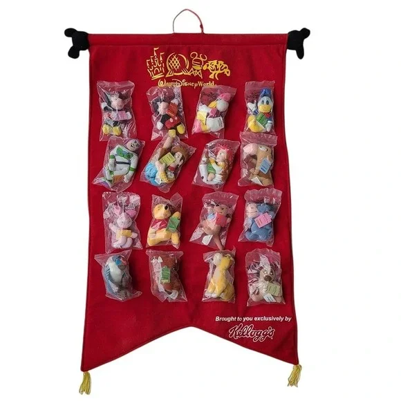 Walt Disney World Kelloggs Set 16 Mini Bean Plush With Display Wall Banner READ