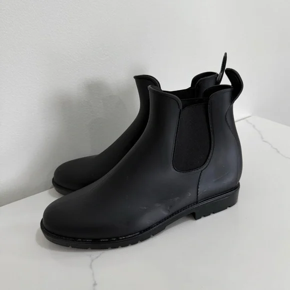 Asgard Womens Size 9 Ankle Rain Boots Waterproof Chelsea Ankle Low Black