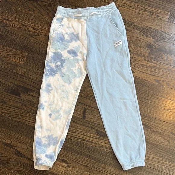 Kids Blue Tie-Dye Joggers by Abercrombie and Fitch (size 11-12)