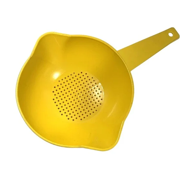 Vintage Tupperware‎ #1200 Yellow 1 Quart Strainer Colander W/Handle 11