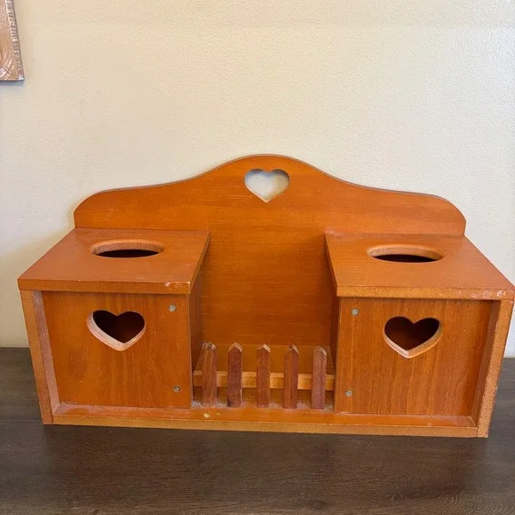 Vintage Wooden Heart Cutout Wall Shelf Country Picket Fence Organizer Brown