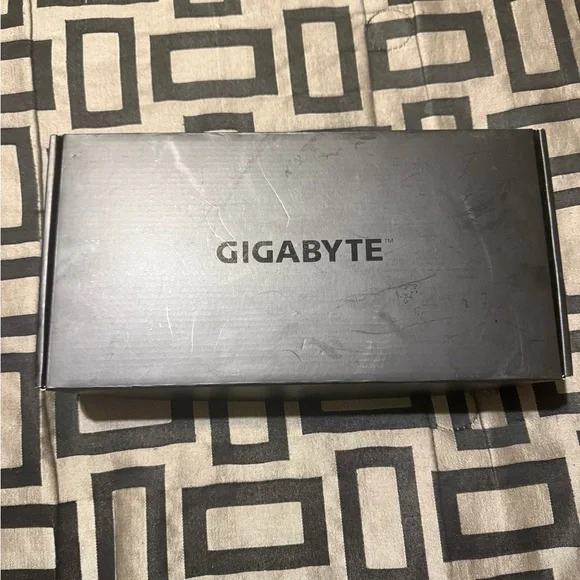 GIGABYTE Radeon RX 7600 XT