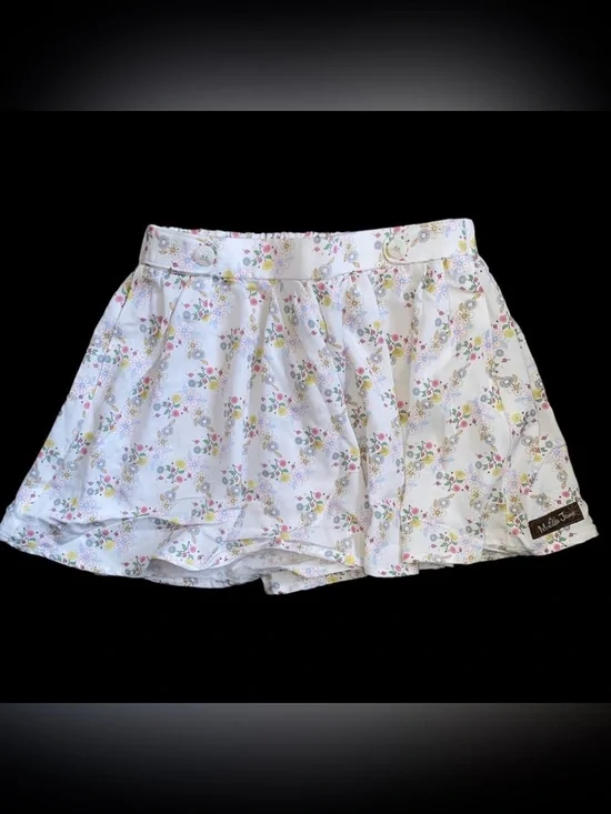 NWT Matilda Jane Hello Lovely Flouncy Floral Shorts