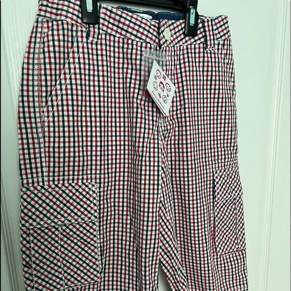 Hanna cargo capris shorts, size 150 (12Y), new w/tags