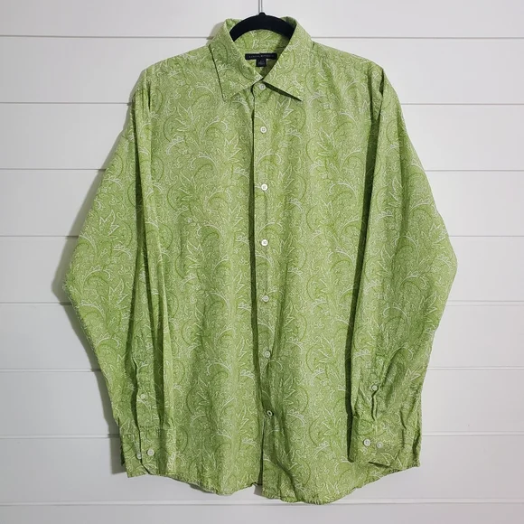 Banana Republic Men's Button Up Shirt Green Paisley‎ Long Sleeve. Size: L