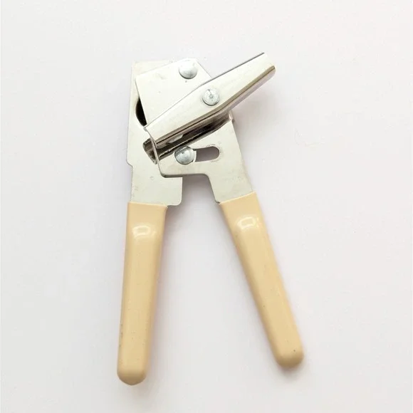 Vintage Swing Away Can Opener Cream Handle Grips Manual 6.5