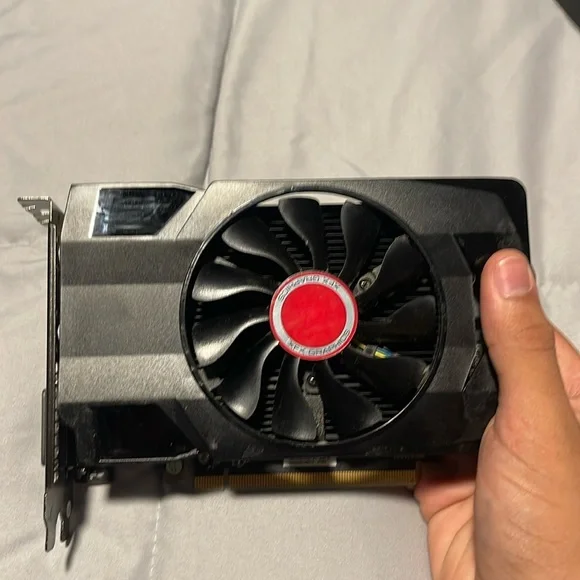 Its a AMD Radeon Rx 580 graphics card