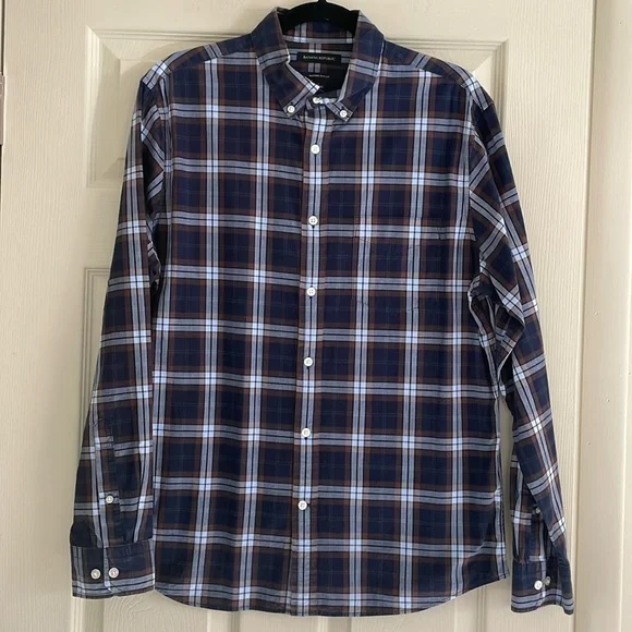Men’s Banana Republic Blue and Brown plaid collared button down