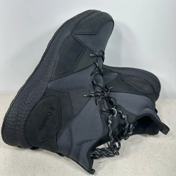 Columbia Men's Black and Gray Rain Boots size 10,5 New