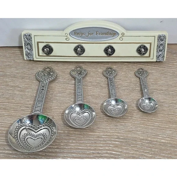 Heart Themed 4‎ Piece Measuring Spoon Set 1 TBLS, 1 TSP, 1/2 TSP, 1/4 TSP