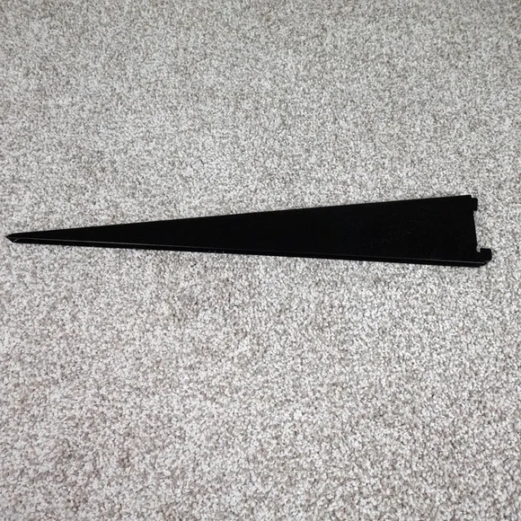 19 Inch Black Metal Tapered Shelf Bracket Retail Display Gondola Support