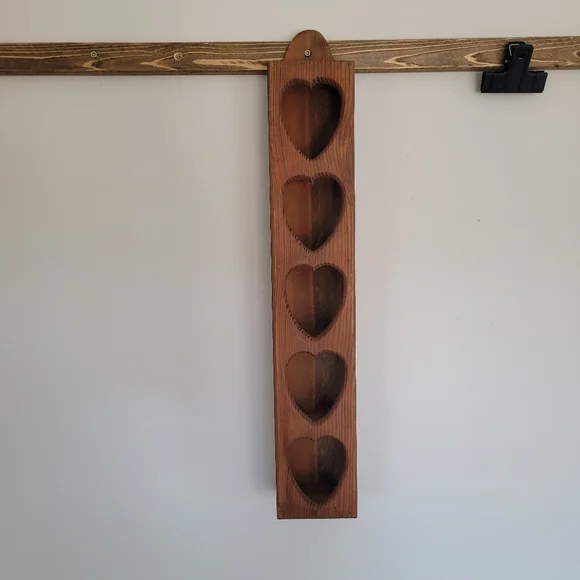VTG Heart Wood Curio Display Shadow box shelf Vintage Cottage Core Grandma