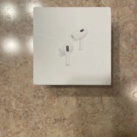 Apple AirPods Pro Charger - White