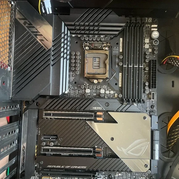 Asus Rog Maximum xiii Hero z590