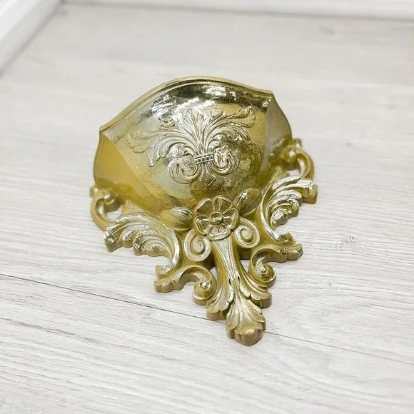 Ornate Gold Wall Shelf: Mid-Century Modern Burwood Plant Decor