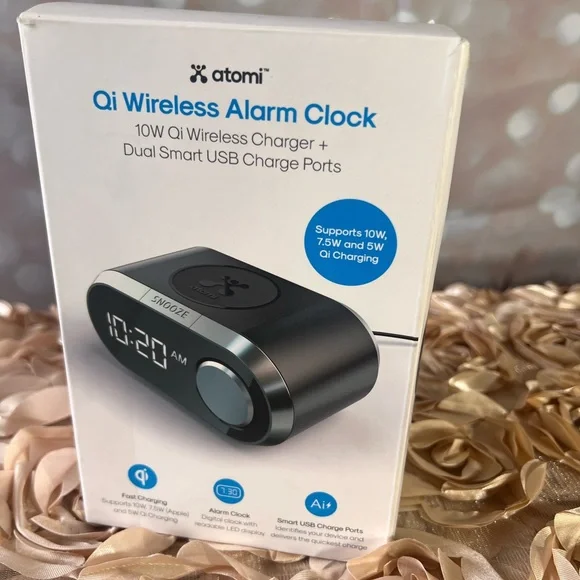 Qi Wireless Alarm Clock with USB Ports - Black